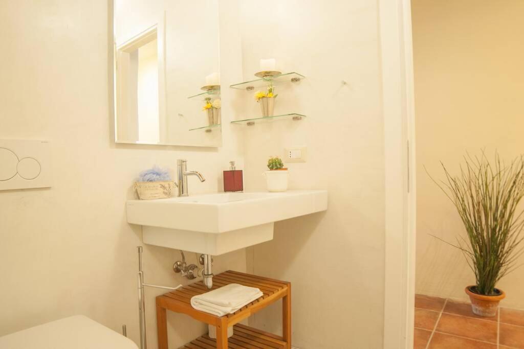 Cozy Macci Flat 4 People Near Santa Croce Square Daire Floransa Dış mekan fotoğraf